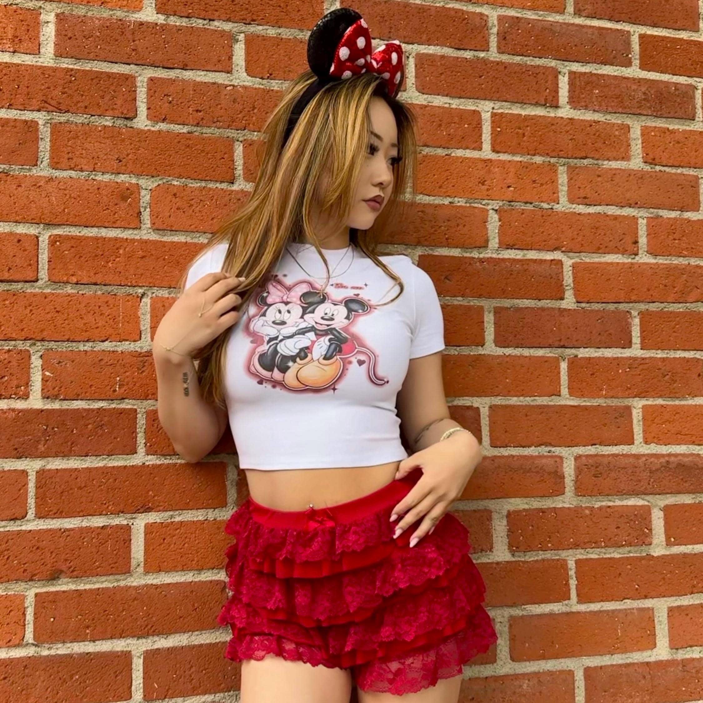mickey & minnie lovers women’s crop top