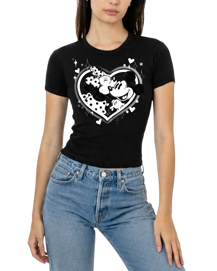 white heart airbrush women’s fitted tee